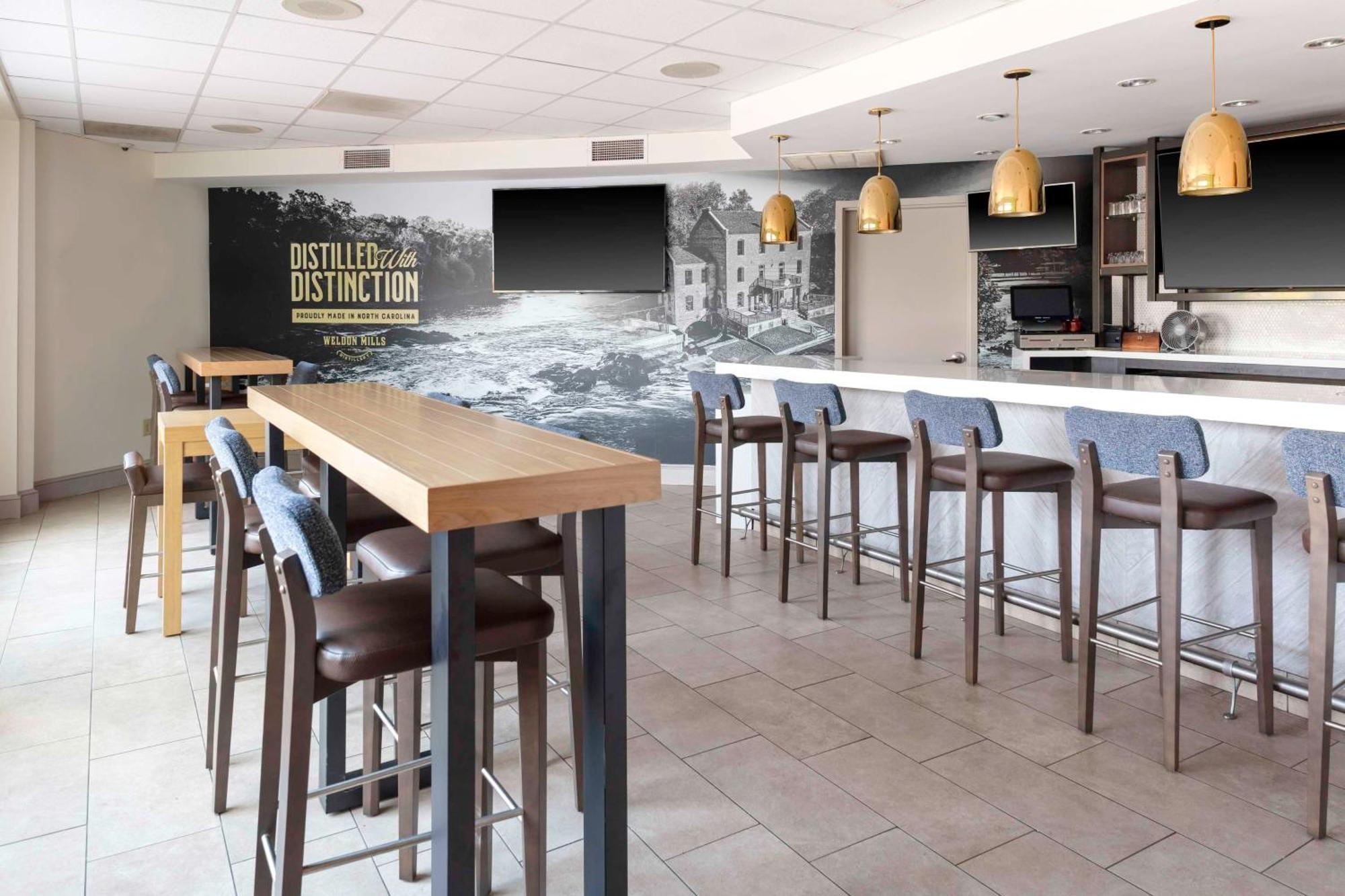 Hilton Garden Inn Roanoke Rapids Zewnętrze zdjęcie